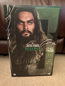 Hot Toys MMS447 1/6 scale DC Comics Justice League Aquaman - Picture 1 of 12