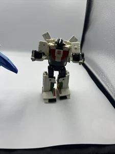 Hasbro Transformers War for Cybertron: Earthrise Wheeljack - Picture 1 of 7