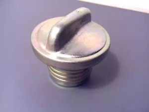 VW Classic Beetle 1972-on Fuel Petrol Cap Non-Locking Version *NEW* #113201551F - Picture 1 of 8
