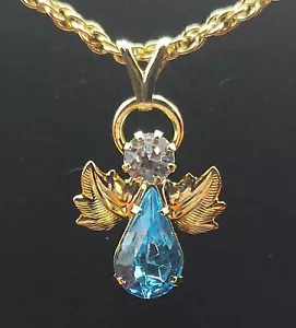 14KT Oro EP Nacimiento Marzo Aqua Cristal Angel Colgante Con / 16'-30" Cuerda - Imagen 1 de 4
