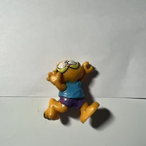 Vintage Garfield Figure PVC Toy Running by United Features 1981 - Picture 1 of 2