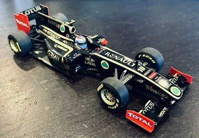 Minichamps 1:18 Diecast Lotus Renault F1 R29 2009 Racer Rare - Image 1 of 4