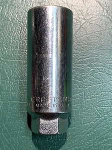 Craftsman | 13/16'' | 3/8'' Dr. | 6 Point | Spark Plug Socket | -V-| 43321 | USA - Picture 1 of 8
