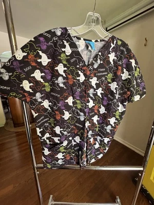 Womens Scrub Top Size S Halloween Ghosts Pattern - Image 1 of 4