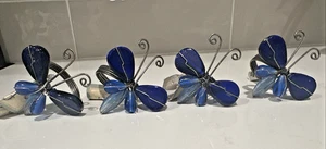 4 Vintage blaue Glas Libelle Schmetterling Serviettenringe Silberdraht Hergestellt in Indien Neu mit Etikett - Bild 1 von 10