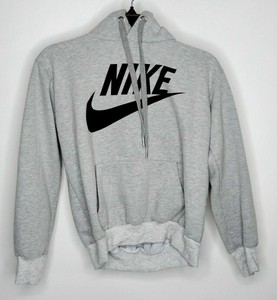 nike logo size on moletom com capuz