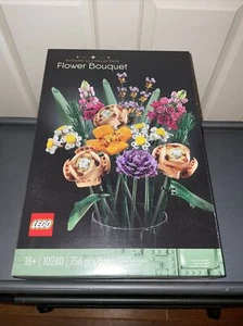 LEGO Creator Expert: Blumenstrauß (10280) - Bild 1 von 4