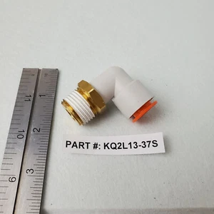 SMC, KQ2L13-37S, (LOTTO DI 10), Raccordo, Gomito-Maschio, Plastica, Tubo 1/2", Porta 1/2" - Foto 1 di 4