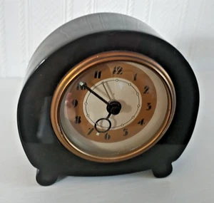 KERAMIKSCHEUNE ART DECO STIL WECKER. SIEHE FOTOS KOSTENLOSER VERSAND NUR UK FESTLAND - Bild 1 von 8