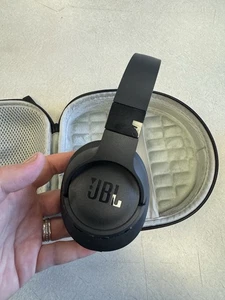 JBL Tune 760NC Bluetooth Over-Ear Kopfhörer - Schwarz - Bild 1 von 3