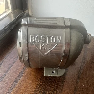 Vintage 1960-70’s BOSTON KS model School Pencil Sharpener 8 Hole Sizes Metal - Picture 1 of 8