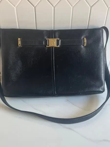 Etienne Aigner Handtasche Leder Handtasche Schultertasche schwarz goldfarbene Hardware - Bild 1 von 6