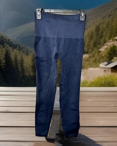 NWOT Spanx Navy Seamless Leggings Workout Sz M - Picture 1 of 3