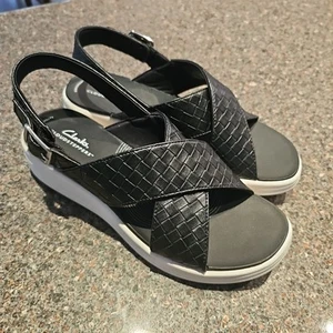 Clarks Cloudsteppers Drift Sun Black Woven Women's Sandals - Size 8.5 New No Box - Picture 1 of 12