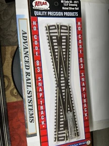 12.5 DEGREE CROSSING - CODE 83 TRACK - NICKEL SILVER - HO SCALE - " ATLAS " NEW - Picture 1 of 4