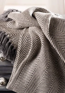 BNWT Handloom 100% Cotton Throw / Bedcover / Sofa Cover Natural / Grey Two Sizes - Picture 1 of 3