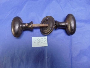 Cast Iron Oval Door Handles / Knobs Rim Lock ref 352D - Picture 1 of 3