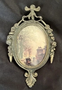 Vintage verzierter ovaler Rahmen ~ Made in Italy ~ Winterszene ~ zum Aufhängen - Bild 1 von 11