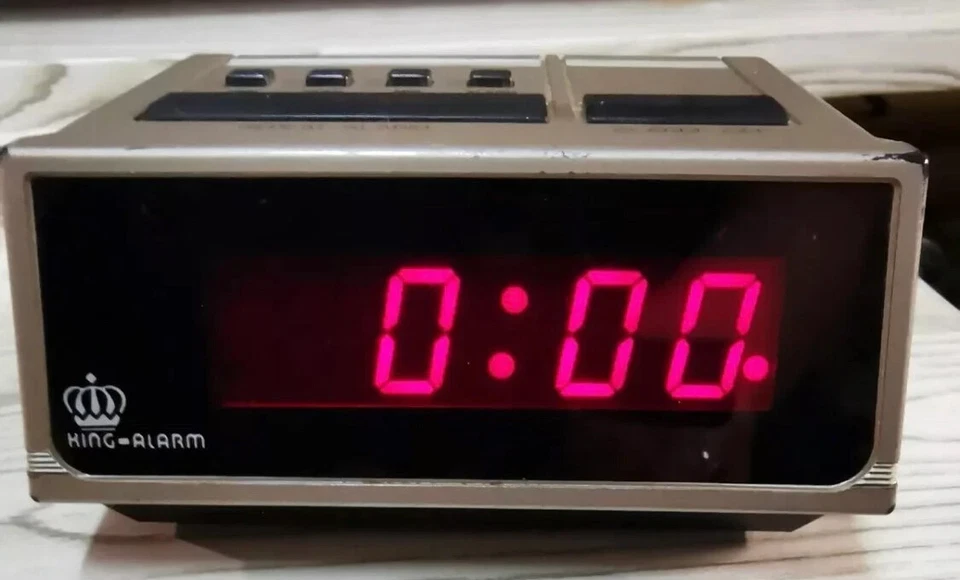 1970er King Alarm digitaler  Wecker voll funktionsfähig LED - Bild 1 von 4