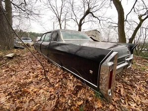 Conjunto de luz trasera CADILLAC izquierda 66 COMPLETO CON ENVOLVENTE - Imagen 1 de 1