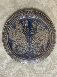 11" HAND PAINTED WALL PLATE MAJOLICA - DRAGONS SIGNED BIAGIOLI GUBBIO ITALY #48 - Picture 1 of 4