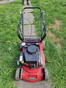 sovereign Xsz40 Petrol Self Propelled Mower Spares Or Repair - Picture 1 of 4
