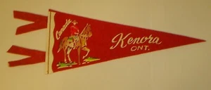 Pennant vintage anni '50 Kenora Ontario Canada in feltro "Canadian Mountie on Horse" - Foto 1 di 4