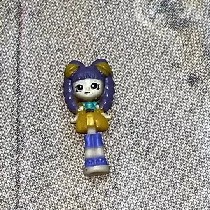 FIGURE ONLY FOR Shopkins Lil' Secrets Lock Playset Pretty Paws Pet Salon - Moose - Picture 1 of 9
