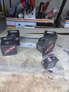 47. Four New 7150hd Digital Servos For Balsa R/c Airplane Kit - Picture 1 of 4