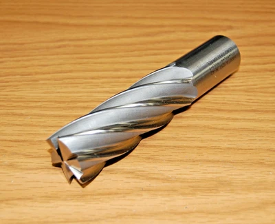 FRESINO DE EXTREMO 1-1/2" X 1-1/4" X 4" 6 FLAUTA WELDON COBALTO PLANO M-42 HANITA 1217 Foto 1 de 4