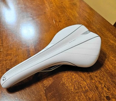 Sillín Bontrager Affinity Comp asiento de bicicleta blanco Foto 1 de 4