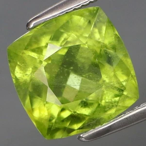 ¡Color encantador de 2,98 quilates! Piedra preciosa suelta de peridoto verde natural brillante brillante - Imagen 1 de 4