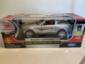 2005 neuer heller RC ferngesteuerter Ford Mustang GT silber Nr. 916 Neu im Karton - Bild 1 von 11