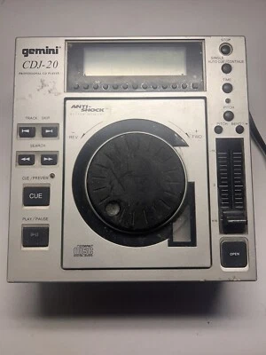 GEMINI CDJ-20 Reproductor de CD Profesional Cubierta Controlador DJ Se enciende No estoy seguro si funciona Foto 1 de 4