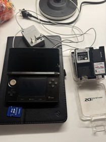 Nintendo 3DS 2GB Handheld System - Black - Works Great - Seven Games Included
