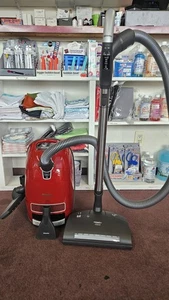 MIELE COMPLETE C3 HOMECARE + PLUS VACUUM CLEANER (Same as Brilliant) Without Box - Picture 1 of 9