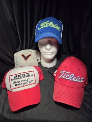 Lote de 4 Callaway, Titleist y un servicio de madera Foto 1 de 4