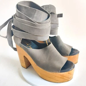 Free People Sandalen Touch the Sky Wrap Tie Holz Clogs Plateau Wildleder 6 37 grau - Bild 1 von 11