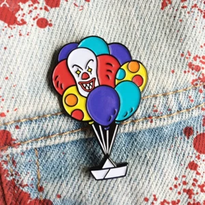 Pin Pennywise the Clown Stephen King inspirado en TI Penny Wise envío gratuito en EE. UU. - Imagen 1 de 1