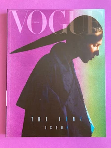 VOGUE Portugal 227 décembre 2021 the time issue magazine revue mode Presse Femme - Imagen 1 de 10