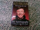Alex Ferguson signiert Managing My Life My Autobiography