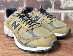 New Balance 2002R Shoes Mens Size 5.5 Olive Green M2002RDP Trail Sneaker Outdoor - Picture 1 of 10