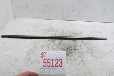 Cinturón tira climática 626 1998 2000 moldura puerta trasera lado pasajero OEM Foto 1 de 4