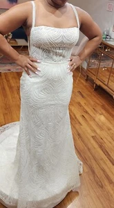 Evie Young Wedding Dress - Picture 1 of 4