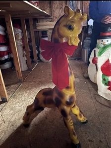 Vintage Edward Mobley Giraffe Plastic Mold Coat Rack Very Rare Great Condition - Picture 1 of 10