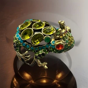 Rara fiaba principe rana di cristallo Heidi Daus misura 8,5/9 elementi Swarovski - Foto 1 di 10