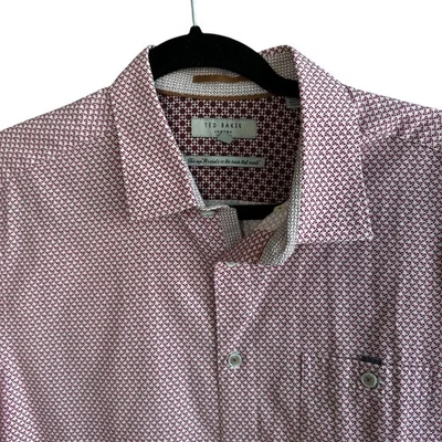 Ted Baker London Men's Red Patterned Short Sleeve Shirt Size 5 Large - Image 1 of 4
