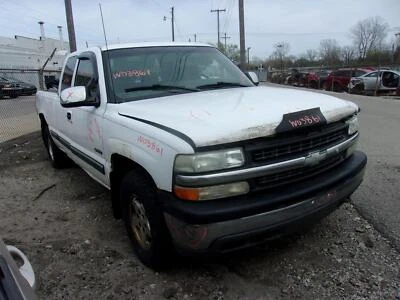 Used Engine Coolant Reservoir fits: 2000 Chevrolet Silverado 1500 pickup  Grade - Image 1 of 4