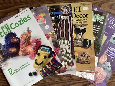 6 Crochet Pattern Booklet Lot Phone Cozies Bathroom Botique Snow Men Home Decor - Image 1 of 4