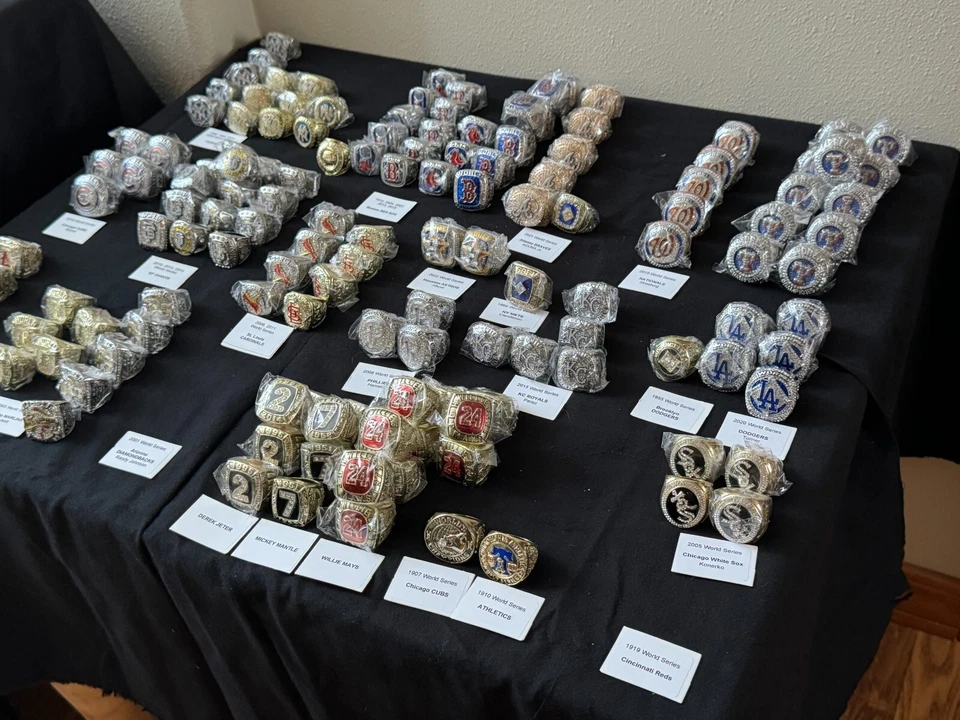 MLB - World Series Championship Rings  *Pick your team* -  US Distributor - Image 1 of 3